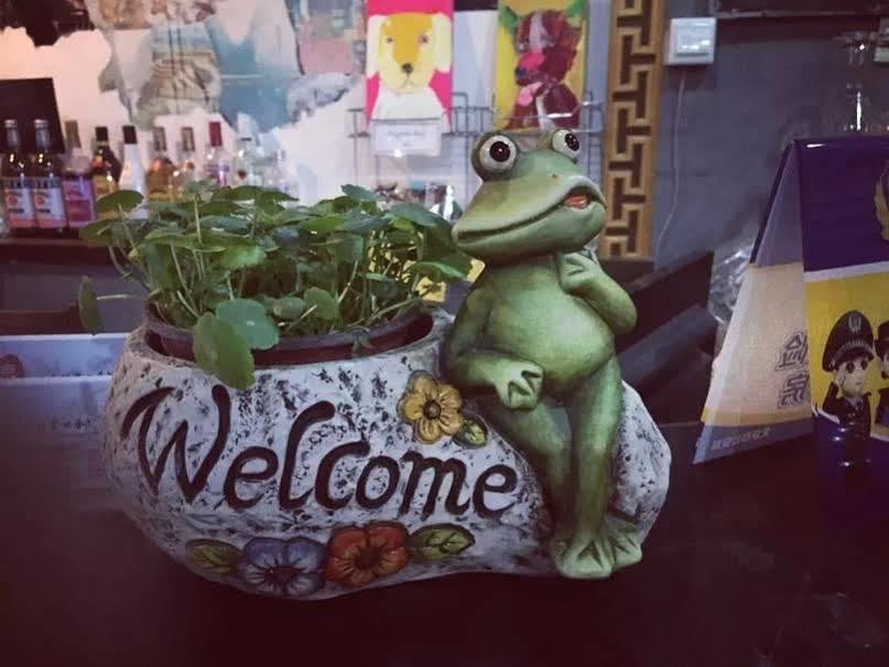 Three Legged Frog Hostel بكين المظهر الخارجي الصورة