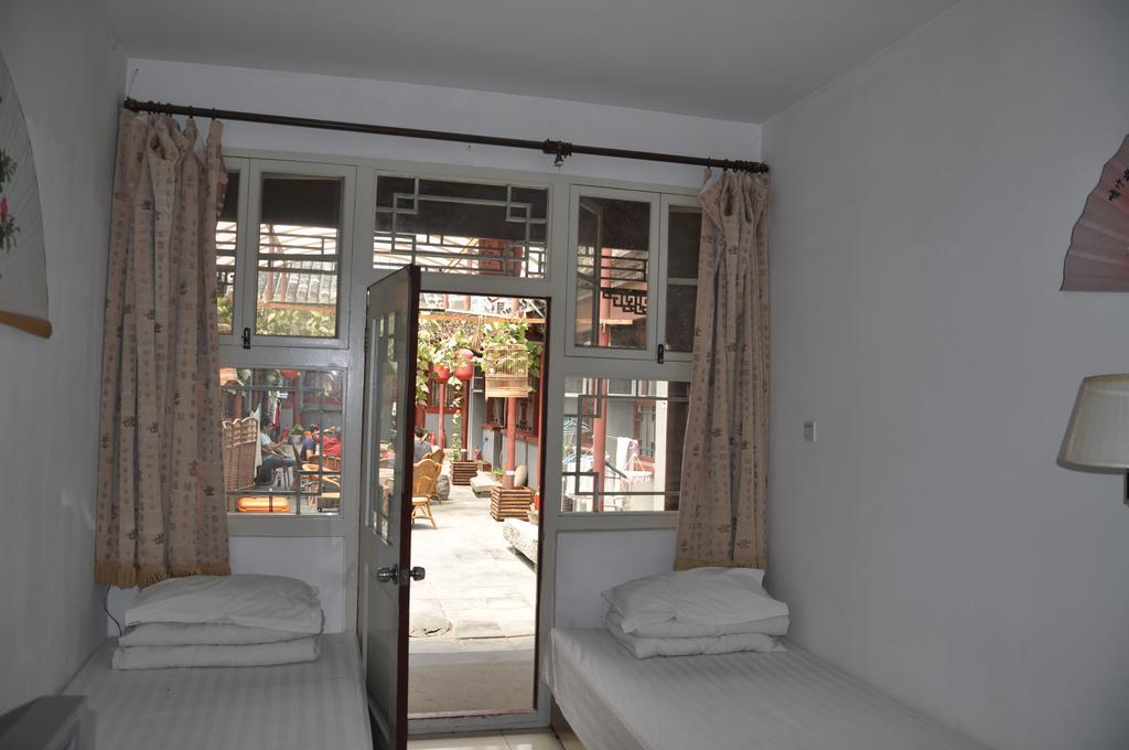 Three Legged Frog Hostel بكين الغرفة الصورة